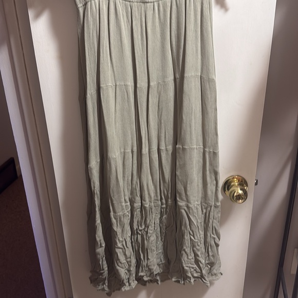 Böhme Sage Green Midi Dress with Lace Sleeves - Size Medium - Picture 2 of 5